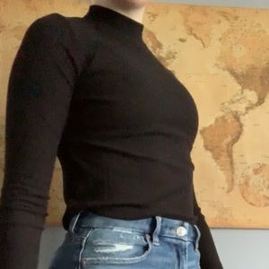 Back Ribbed Mock-neck